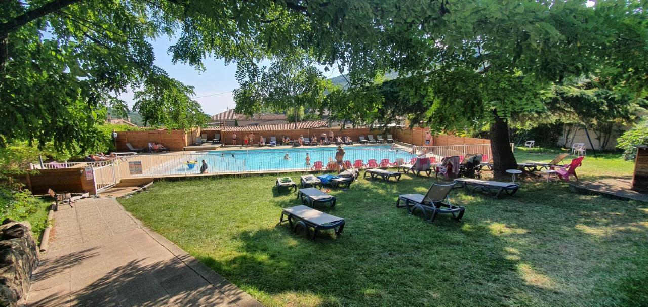 Camping Les Lavandes Darbres Exterior foto