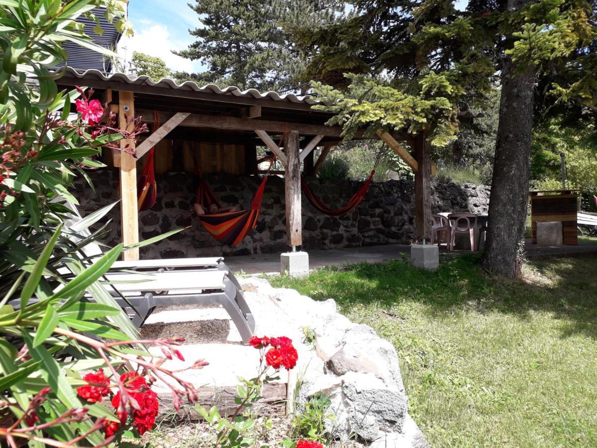 Camping Les Lavandes Darbres Exterior foto
